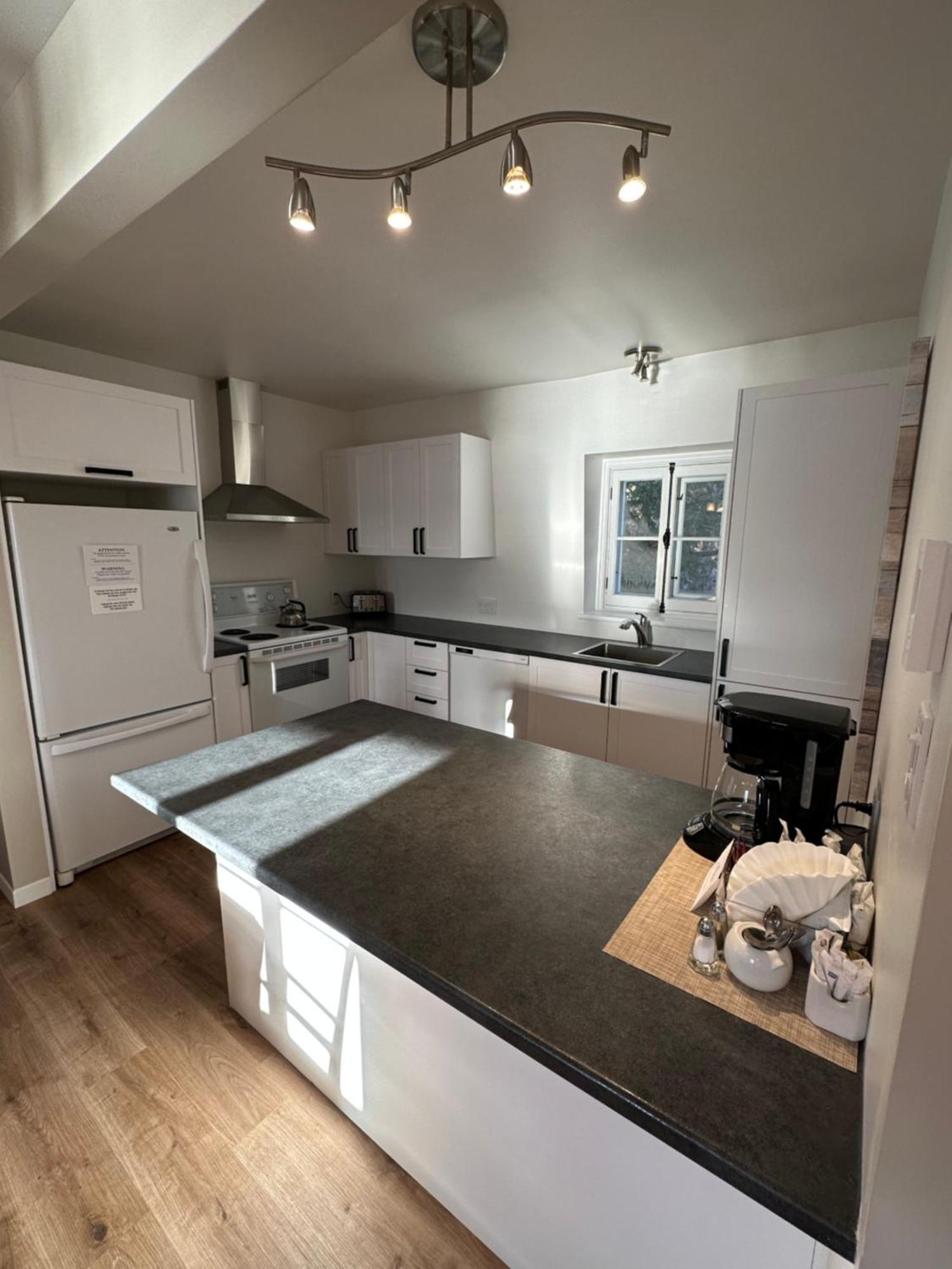 Goéliche hotel et appartement Saint-Laurent-de-l'ile d'Orleans Esterno foto