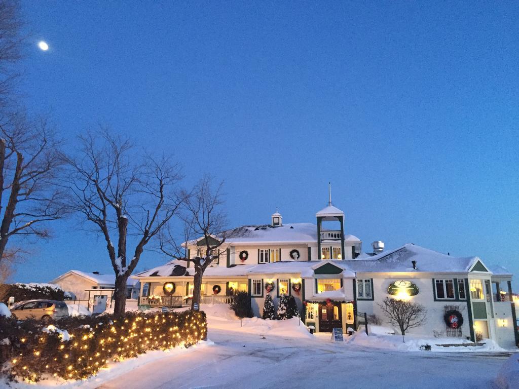 Goéliche hotel et appartement Saint-Laurent-de-l'ile d'Orleans Esterno foto