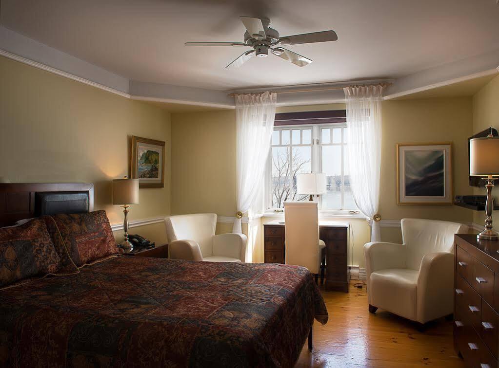 Goéliche hotel et appartement Saint-Laurent-de-l'ile d'Orleans Esterno foto