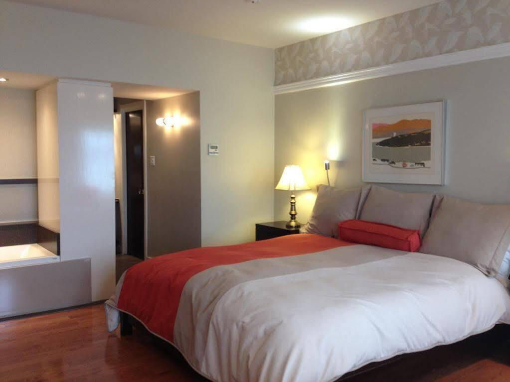Goéliche hotel et appartement Saint-Laurent-de-l'ile d'Orleans Esterno foto